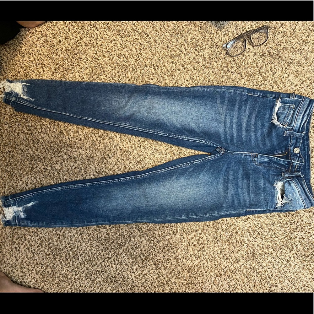 Skinny, distressed, high rise jeans size 24